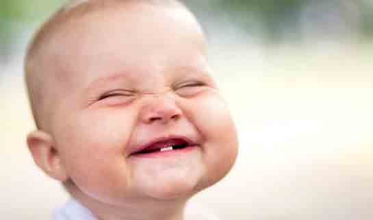Bebeklerde Diş Bakımı Nasıl Yapılır?