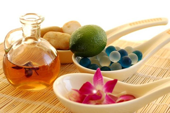 Bitkisel Saç Bakımı Nasıl Yapılır?