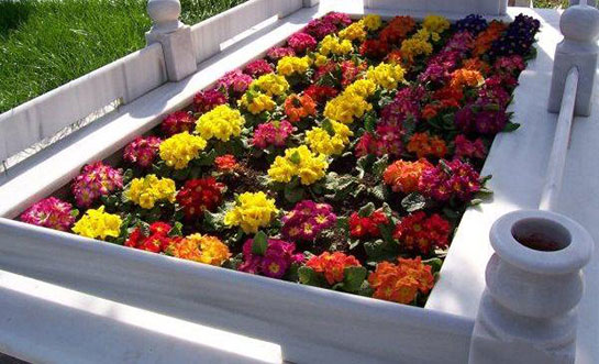 Mezar Bakımı Nasıl Yapılır?